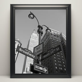 Broadway Print, New York City Vintage Poster, Empire State Building Print, Aesthetic Vintage Poster, Black And White Printable Photo, B&W