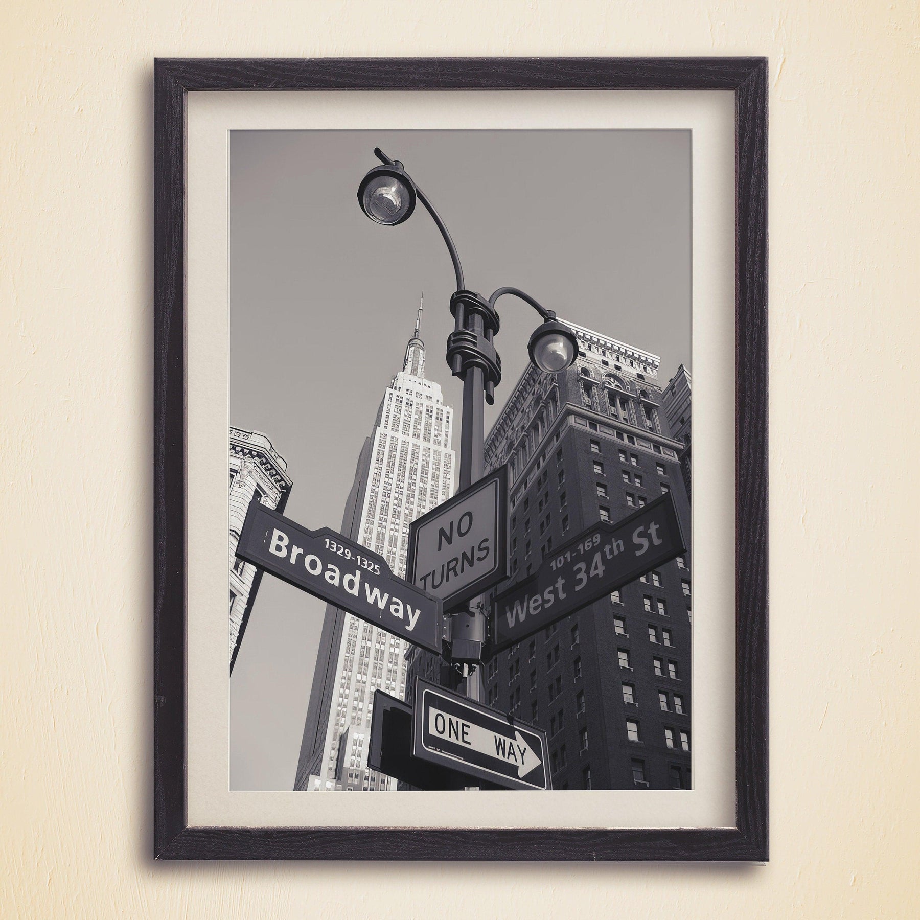 Broadway Print, New York City Vintage Poster, Empire State Building Print, Aesthetic Vintage Poster, Black And White Printable Photo, B&W