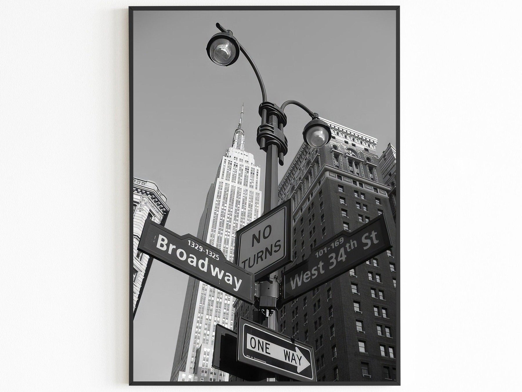 Broadway Print, New York City Vintage Poster, Empire State Building Print, Aesthetic Vintage Poster, Black And White Printable Photo, B&W